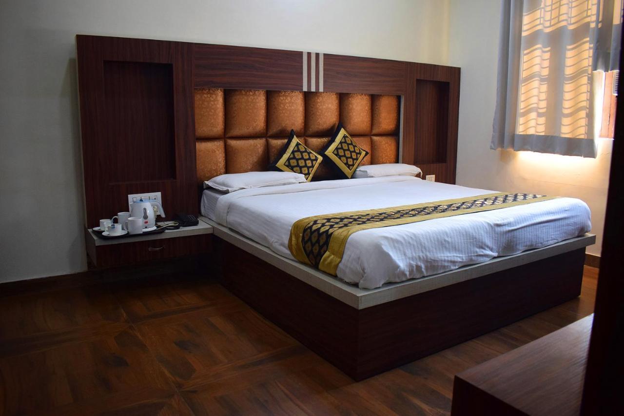 Haridwār Hotel Grey Castle المظهر الخارجي الصورة